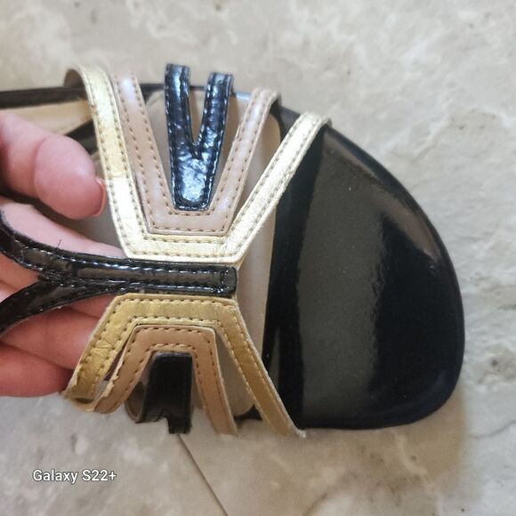 Naturalizee N5 Comfort flat strappy Black, tan & gold sandles - Picture 5 of 9